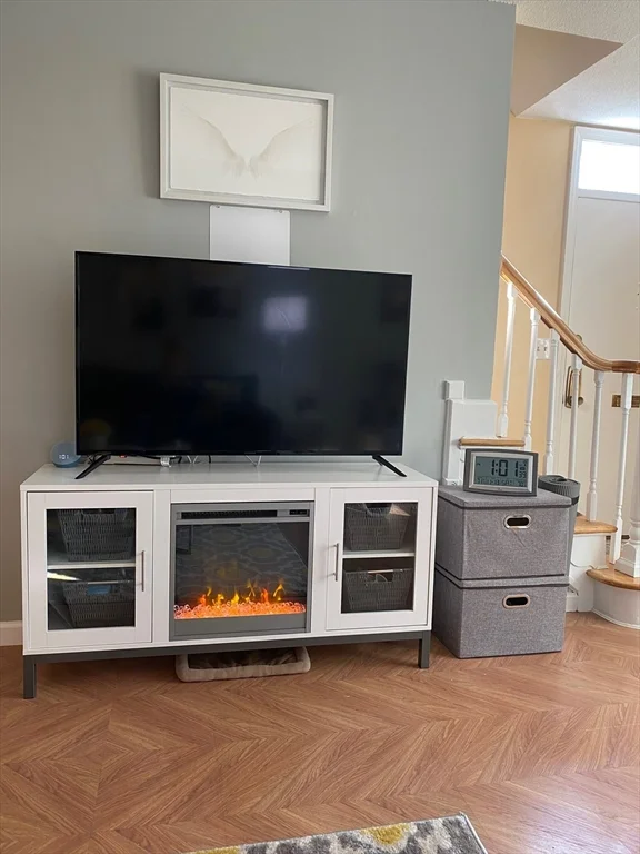 2 bed, 1 bath apartment for rent at 91 Yorktown Dr Unit 91, Springfield — photo 5 of 18