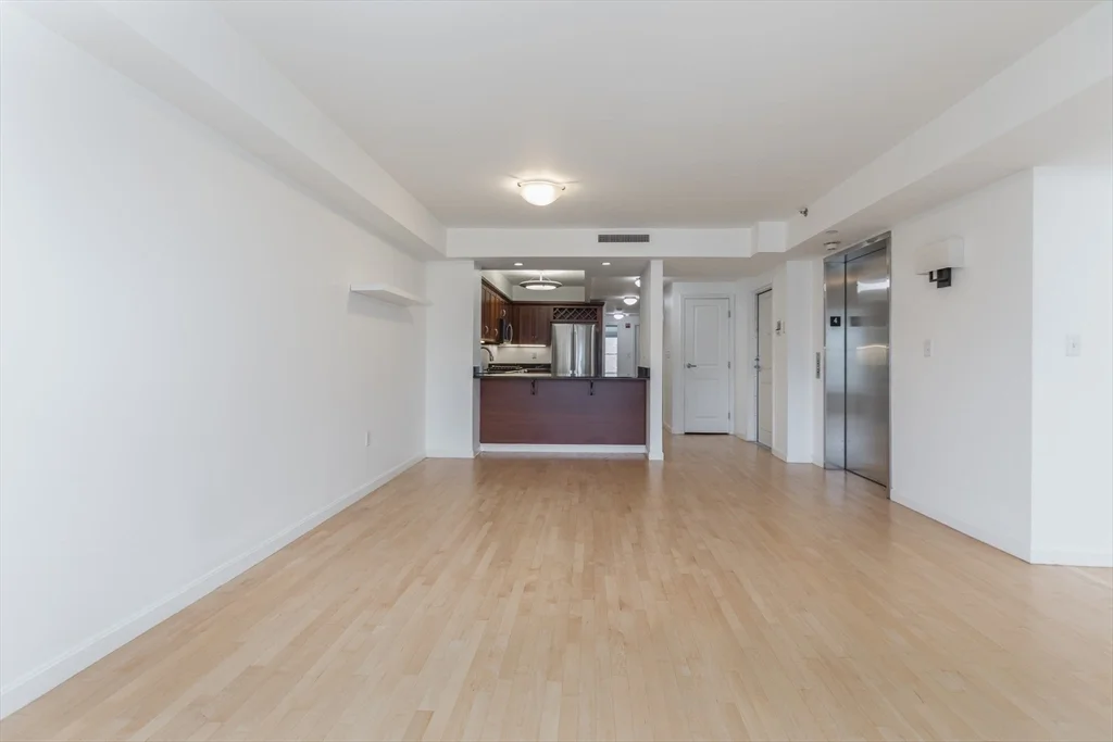 2 bed, 2 bath apartment for rent at 910 Beacon St Unit 4-R, Fenway — photo 7 of 14