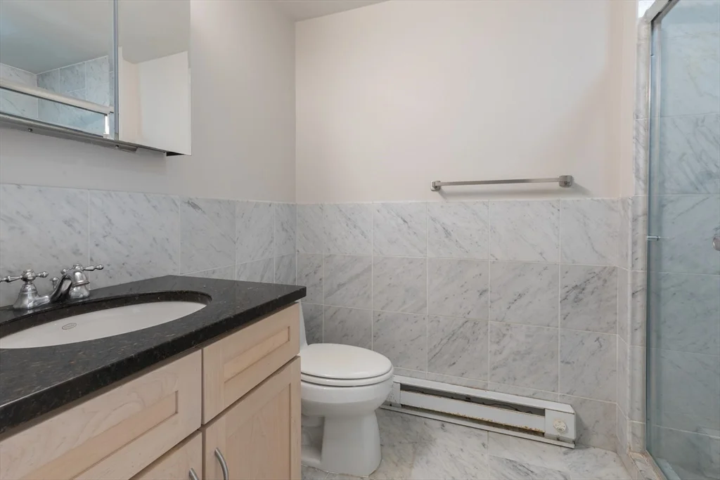 2 bed, 2 bath apartment for rent at 910 Beacon St Unit 4-R, Fenway — photo 13 of 14