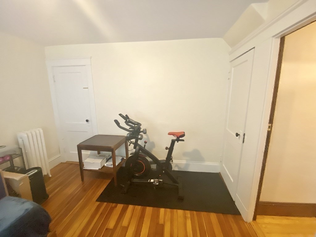 3 bed, 1 bath apartment for rent at 911 Broadway Unit 1, Davis Square — photo 21 of 32