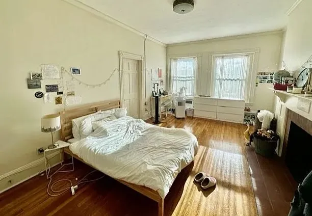3 bed, 1 bath apartment for rent at 912 Beacon St Unit 3, Fenway — photo 8 of 11