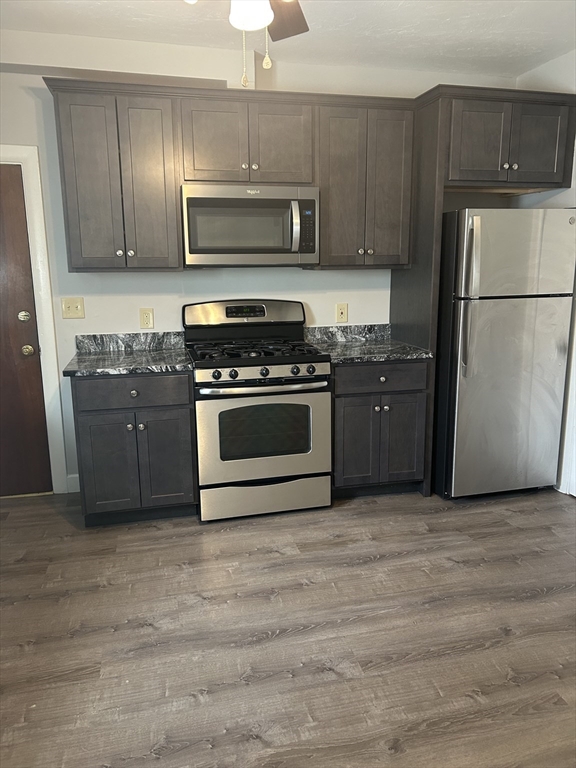 2 bed, 1 bath apartment for rent at 913 Bedford St Unit 1E, Fall River — photo 2 of 10