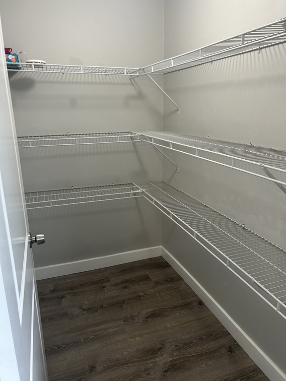 2 bed, 1 bath apartment for rent at 913 Bedford St Unit 1E, Fall River — photo 8 of 10