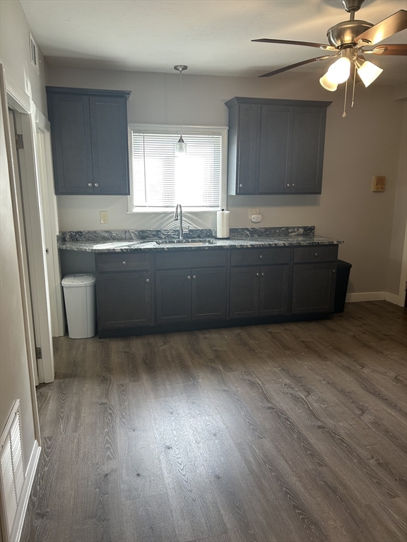 2 bed, 1 bath apartment for rent at 913 Bedford St Unit 1E, Fall River — photo 3 of 10