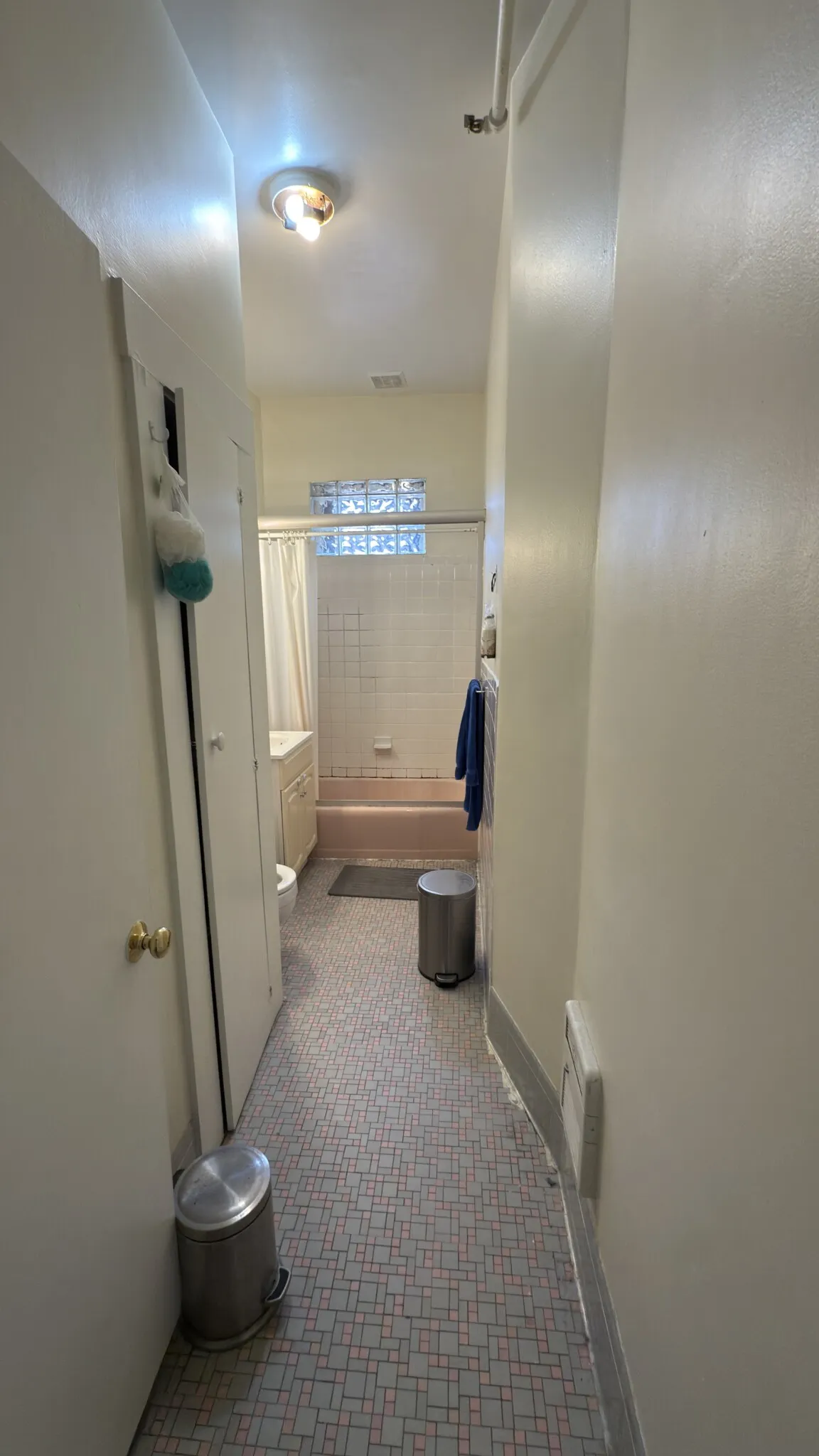 1 bed, 1 bath apartment for rent at 913 Boylston St Unit 06, Back Bay — photo 7 of 9