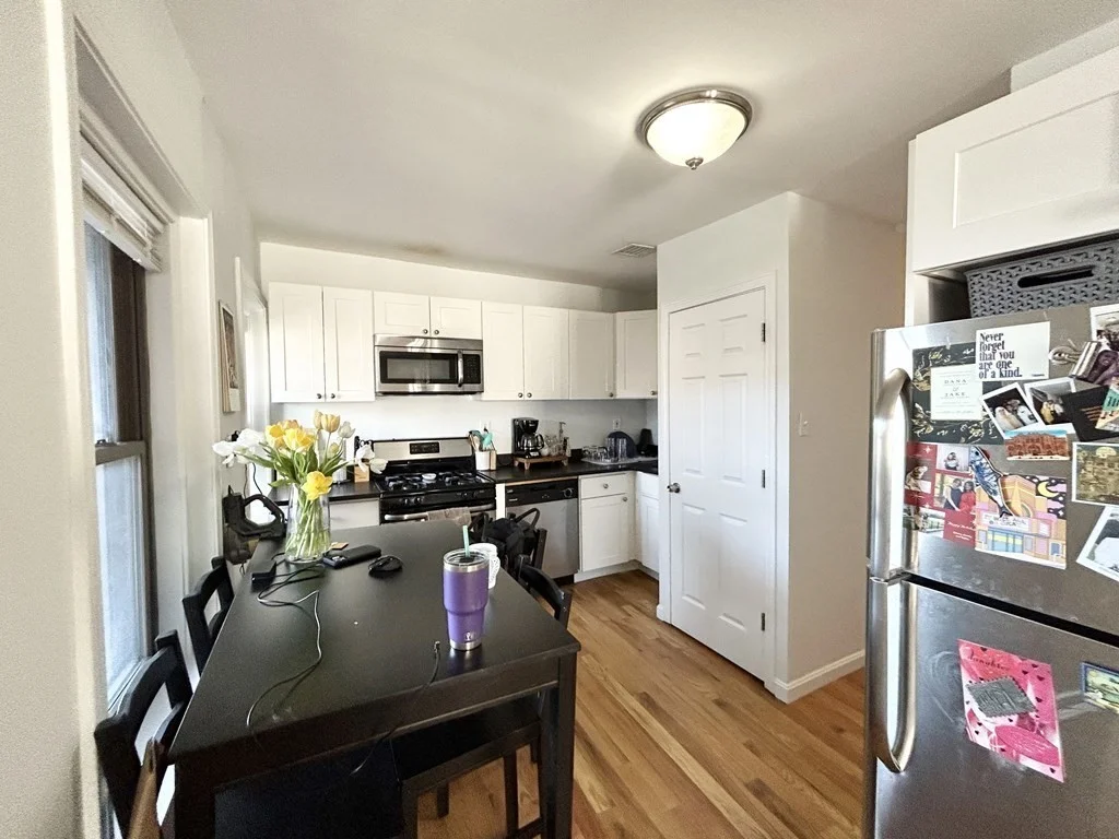 3 bed, 1 bath apartment for rent at 914 Dorchester Ave Unit 2, Dorchester — photo 2 of 7