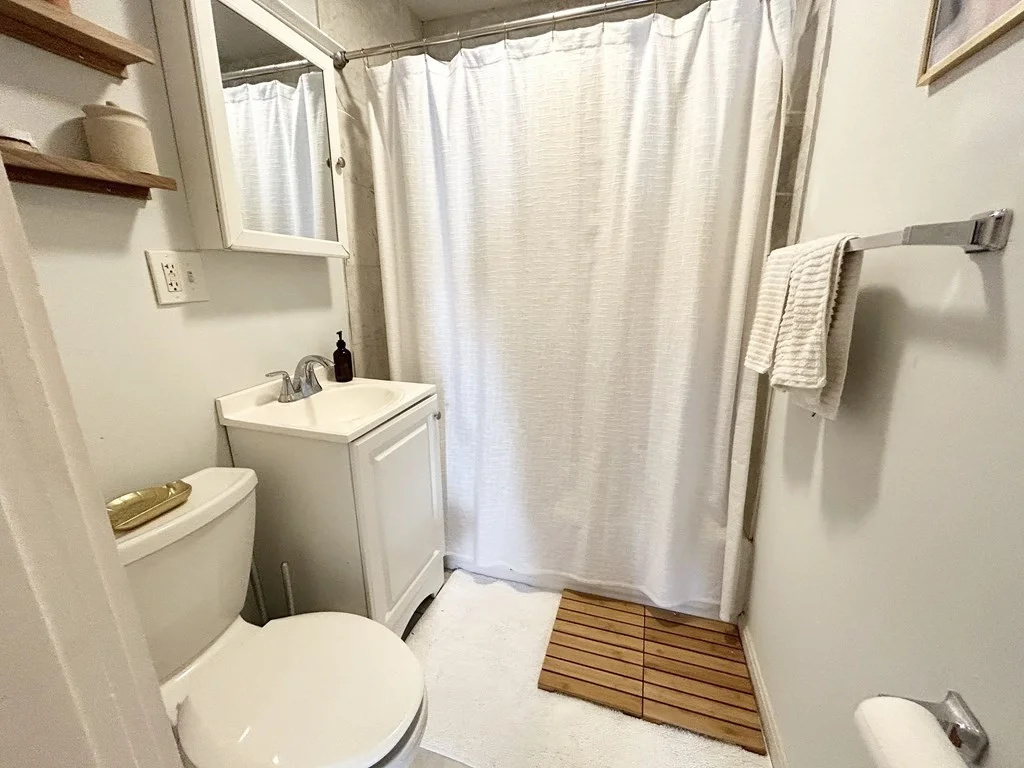 3 bed, 1 bath apartment for rent at 914 Dorchester Ave Unit 2, Dorchester — photo 7 of 7