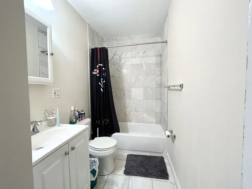 3 bed, 1 bath apartment for rent at 914 Dorchester Ave Unit 3, Dorchester — photo 5 of 7