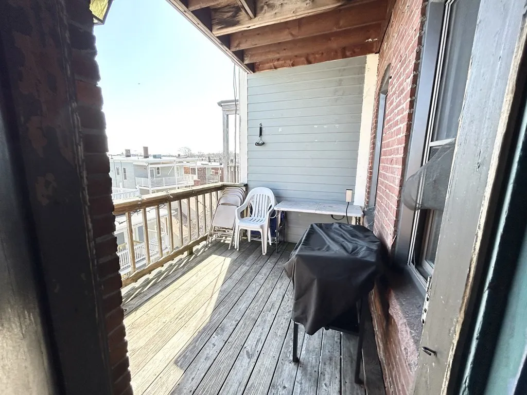 3 bed, 1 bath apartment for rent at 914 Dorchester Ave Unit 3, Dorchester — photo 7 of 7