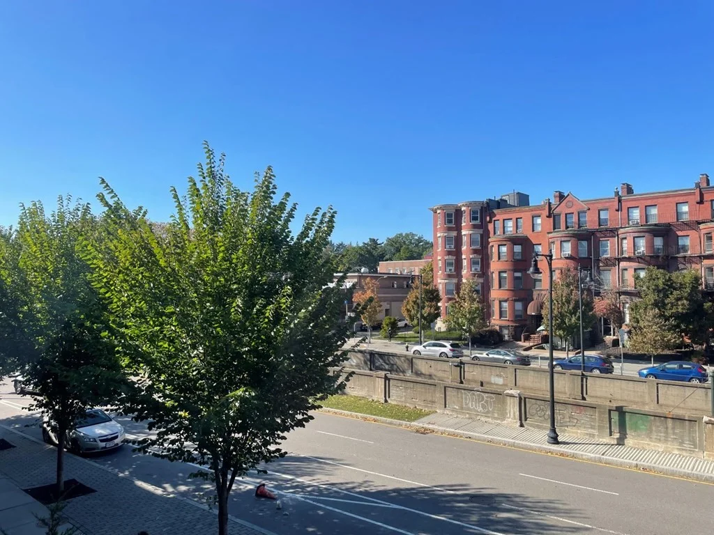 2 bed, 1.5 bath apartment for rent at 915 Beacon St Unit 2, Fenway — photo 7 of 7