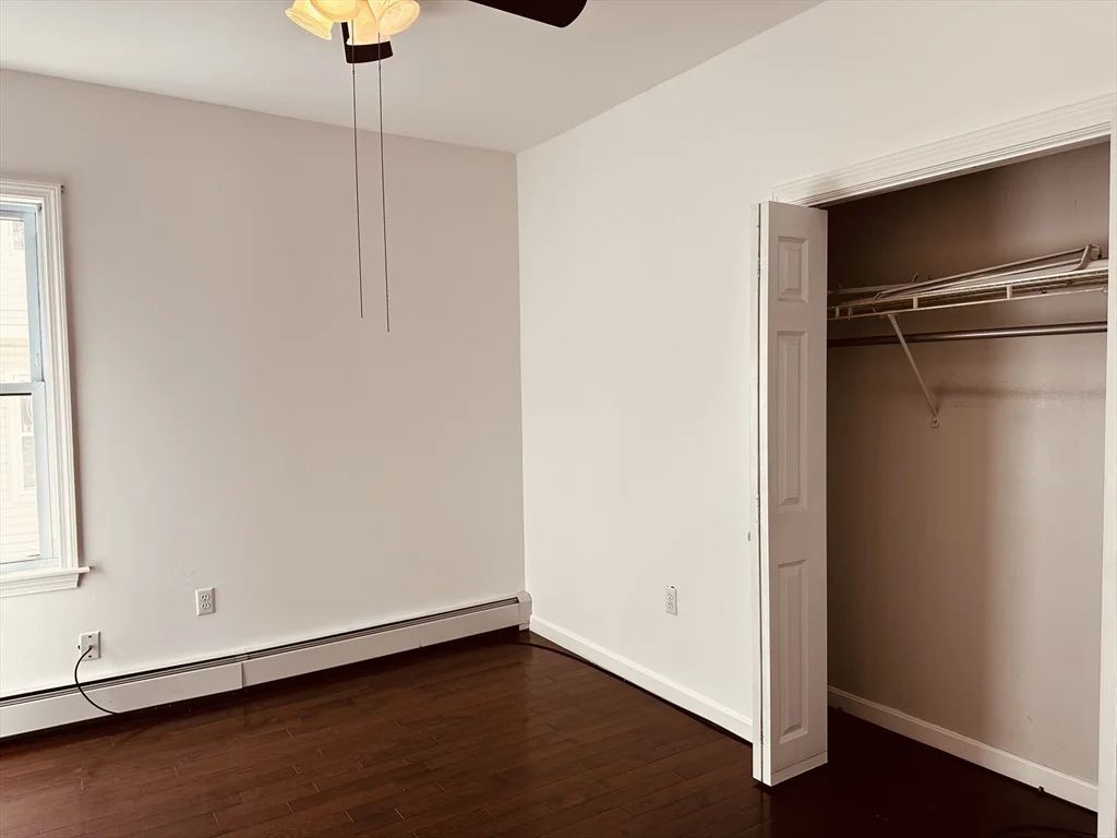 3 bed, 1 bath apartment for rent at 915 Walnut St Unit Unit 2, Fall River — photo 10 of 17