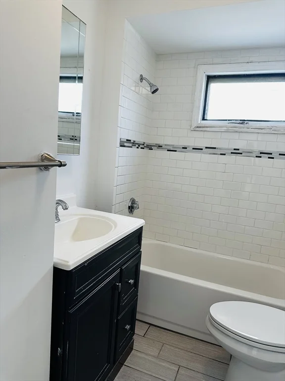 3 bed, 1 bath apartment for rent at 915 Walnut St Unit Unit 2, Fall River — photo 17 of 17