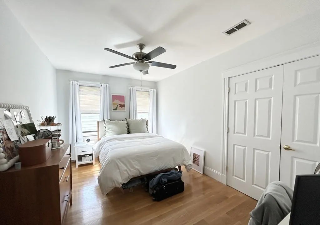2 bed, 1 bath apartment for rent at 916 Dorchester St Unit 2, Boston — photo 3 of 7
