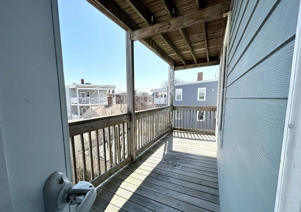 2 bed, 1 bath apartment for rent at 916 Dorchester St Unit 2, Boston — photo 7 of 7
