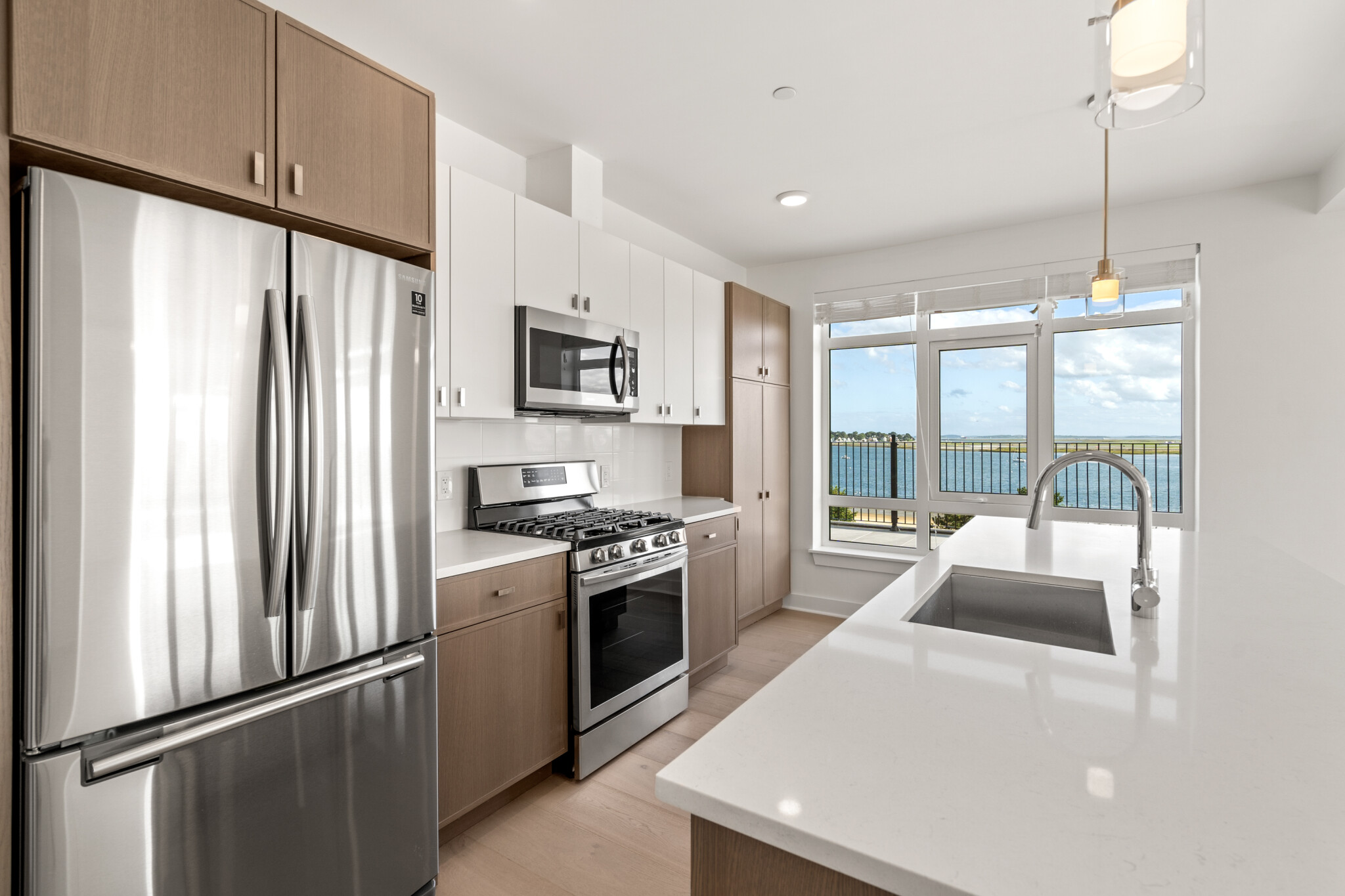 2 bed, 2 bath apartment for rent at 917 Bennington St Unit PH507, East Boston — photo 3 of 13