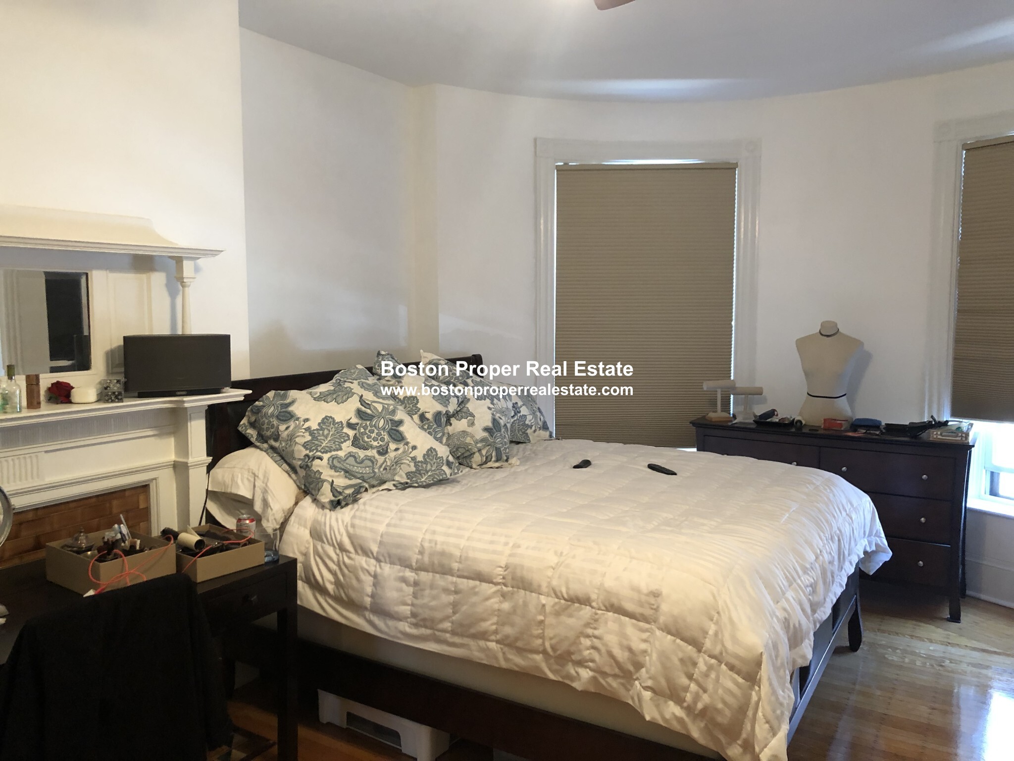 2 bed, 2 bath apartment for rent at 918 Beacon St Unit 2, Fenway — photo 11 of 13