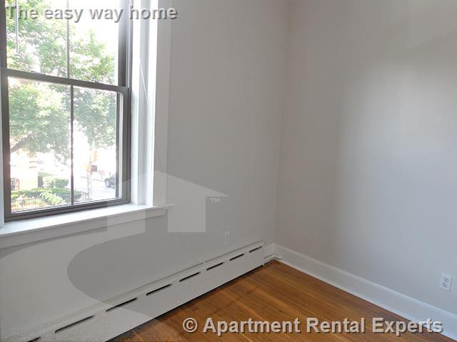 3 bed, 1 bath apartment for rent at 918 Cambridge St Unit 1, Inman Square — photo 4 of 8
