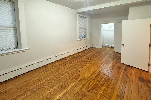 3 bed, 1.5 bath apartment for rent at 918 Cambridge St Unit 918-01A, Inman Square — photo 7 of 10