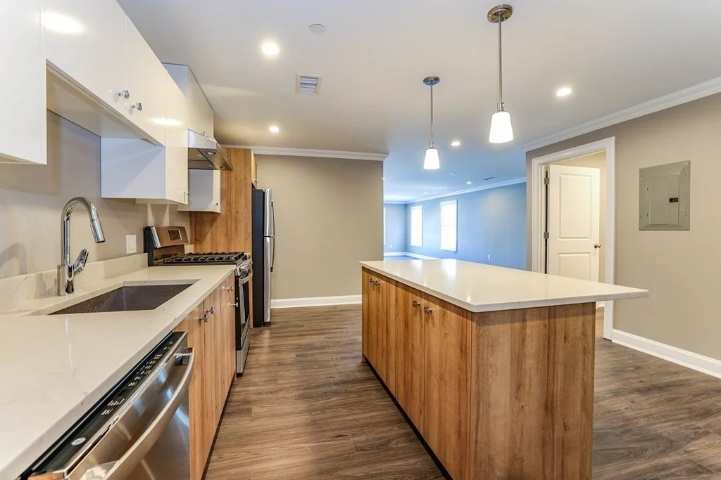 2 bed, 1 bath apartment for rent at 918 Providence Highway Unit 403, Dedham — photo 2 of 11