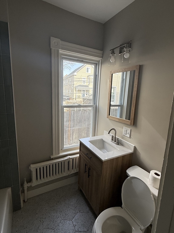 2 bed, 1 bath apartment for rent at 92-94 Shawmut Ave Unit 1, New Bedford — photo 13 of 16