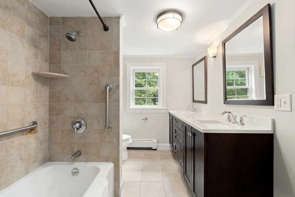 3 bed, 2 bath apartment for rent at 92 Abbot St, Andover — photo 25 of 35