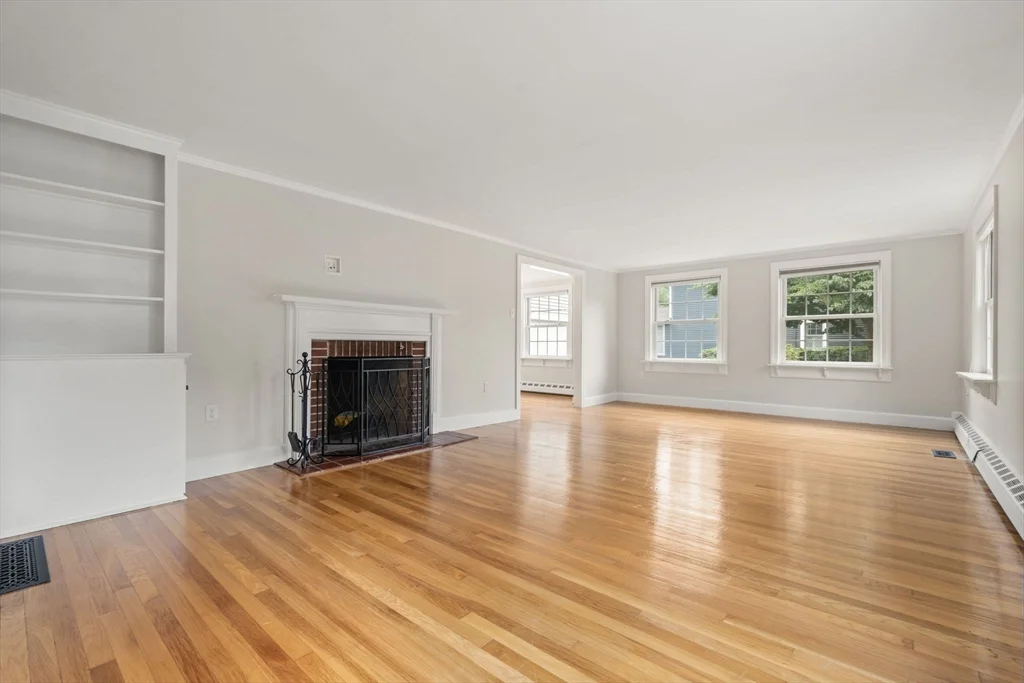 3 bed, 2 bath apartment for rent at 92 Abbot St, Andover — photo 12 of 35