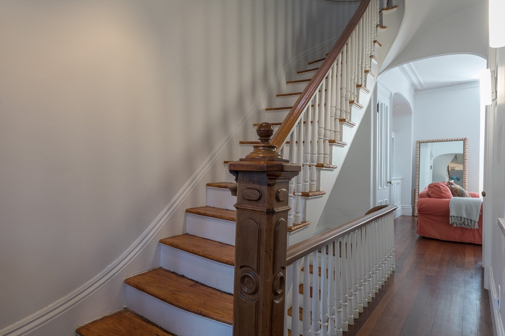 4 bed, 3 bath apartment for rent at 92 Appleton St, South End — photo 11 of 16