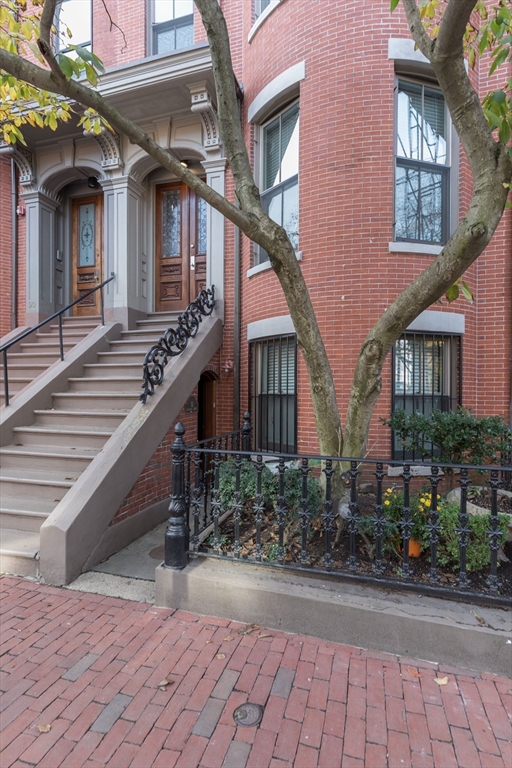 4 bed, 3 bath apartment for rent at 92 Appleton St, South End — photo 15 of 16