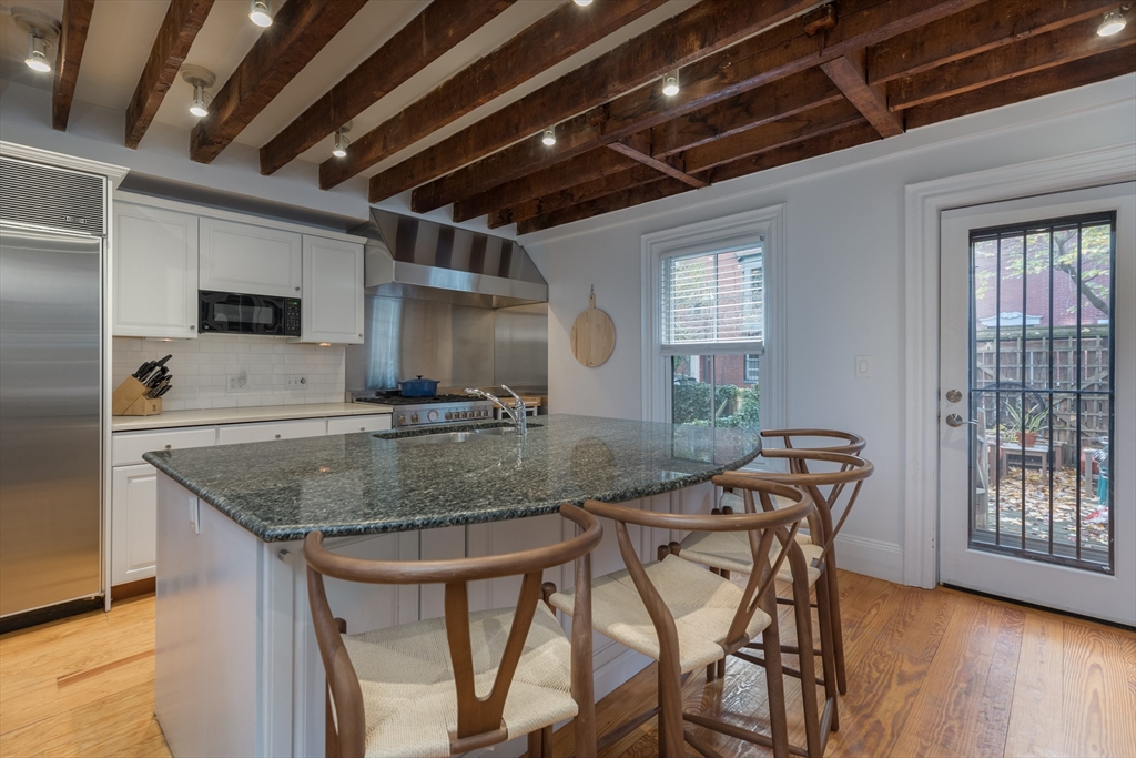 4 bed, 3 bath apartment for rent at 92 Appleton St, South End — photo 8 of 16
