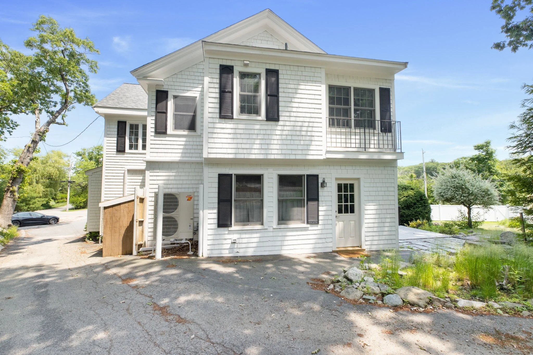 4 bed, 2 bath apartment for rent at 92 Atlantic Ave, Cohasset — photo 25 of 27