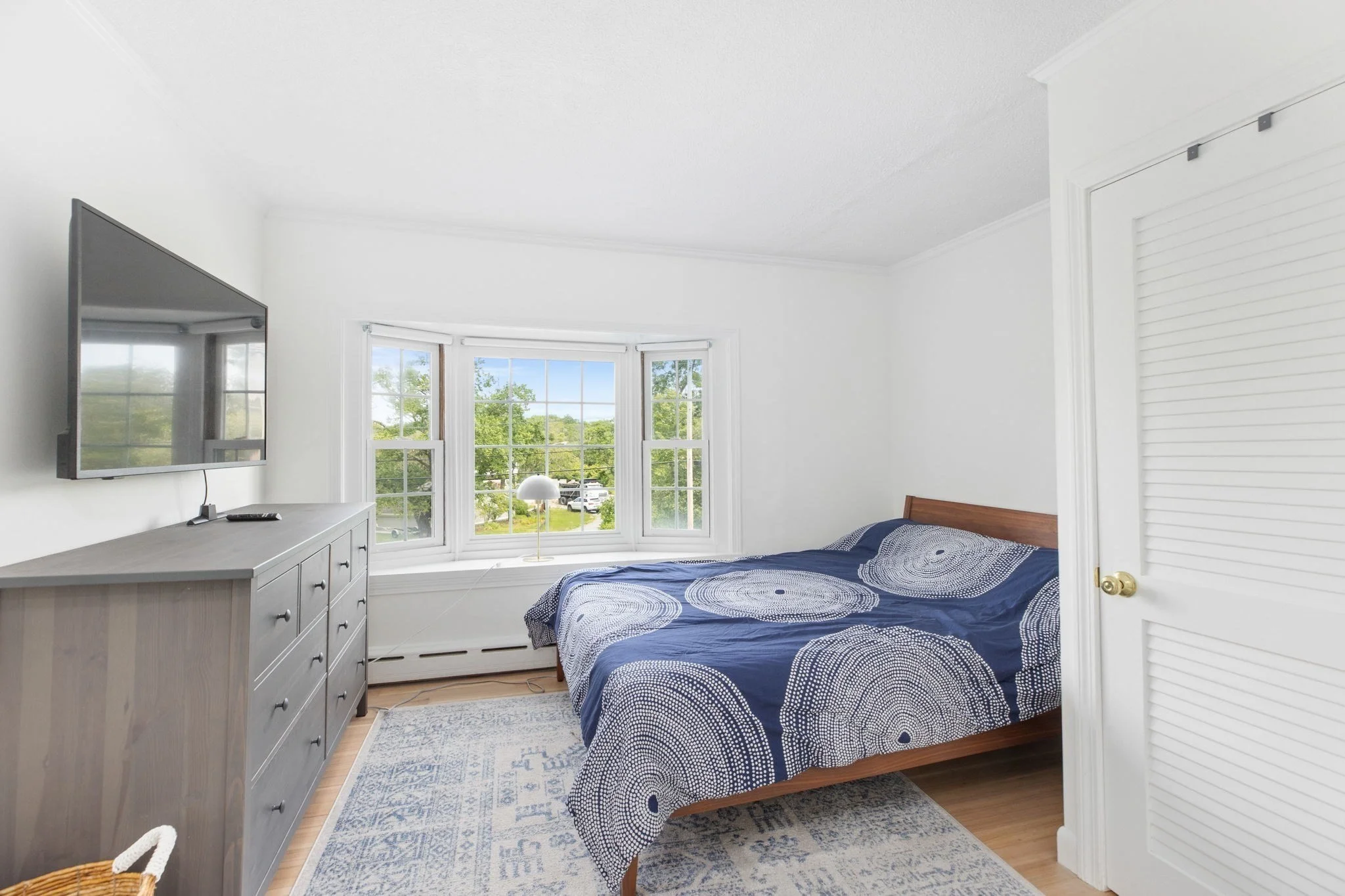 4 bed, 2 bath apartment for rent at 92 Atlantic Ave, Cohasset — photo 12 of 20