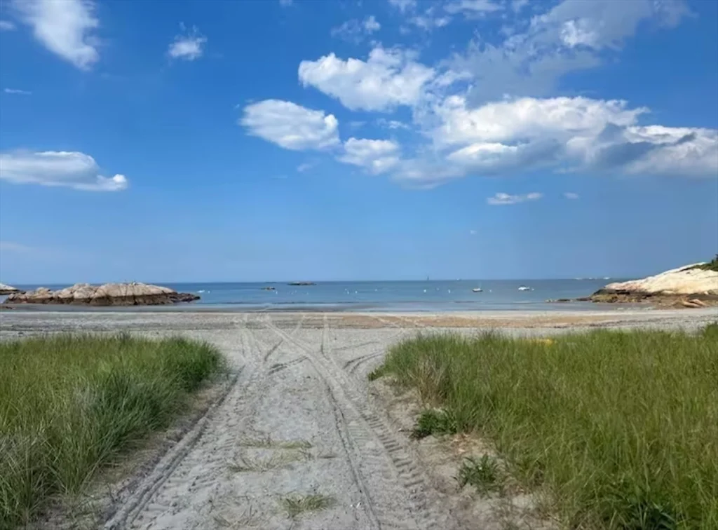 1 bed, 1 bath apartment for rent at 92 Atlantic   Cottage, Cohasset — photo 11 of 11