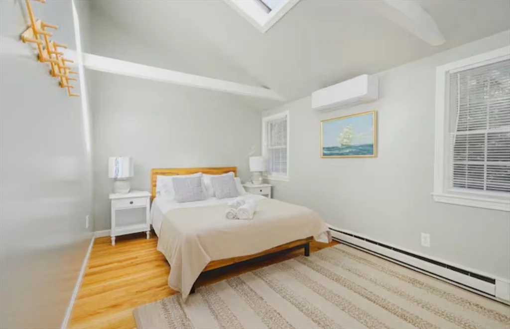 1 bed, 1 bath apartment for rent at 92 Atlantic   Cottage, Cohasset — photo 7 of 11