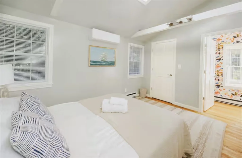 1 bed, 1 bath apartment for rent at 92 Atlantic   Cottage, Cohasset — photo 8 of 11