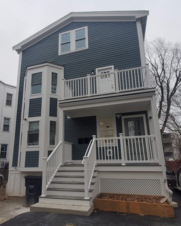 3 bed, 3 bath apartment for rent at 92 Auckland St Unit 2, Dorchester — photo 1 of 20