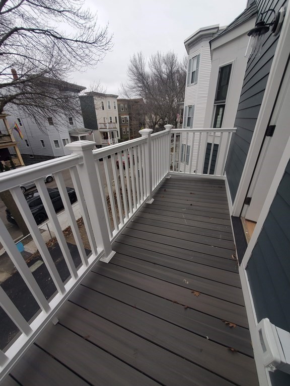 3 bed, 3 bath apartment for rent at 92 Auckland St Unit 2, Dorchester — photo 18 of 20