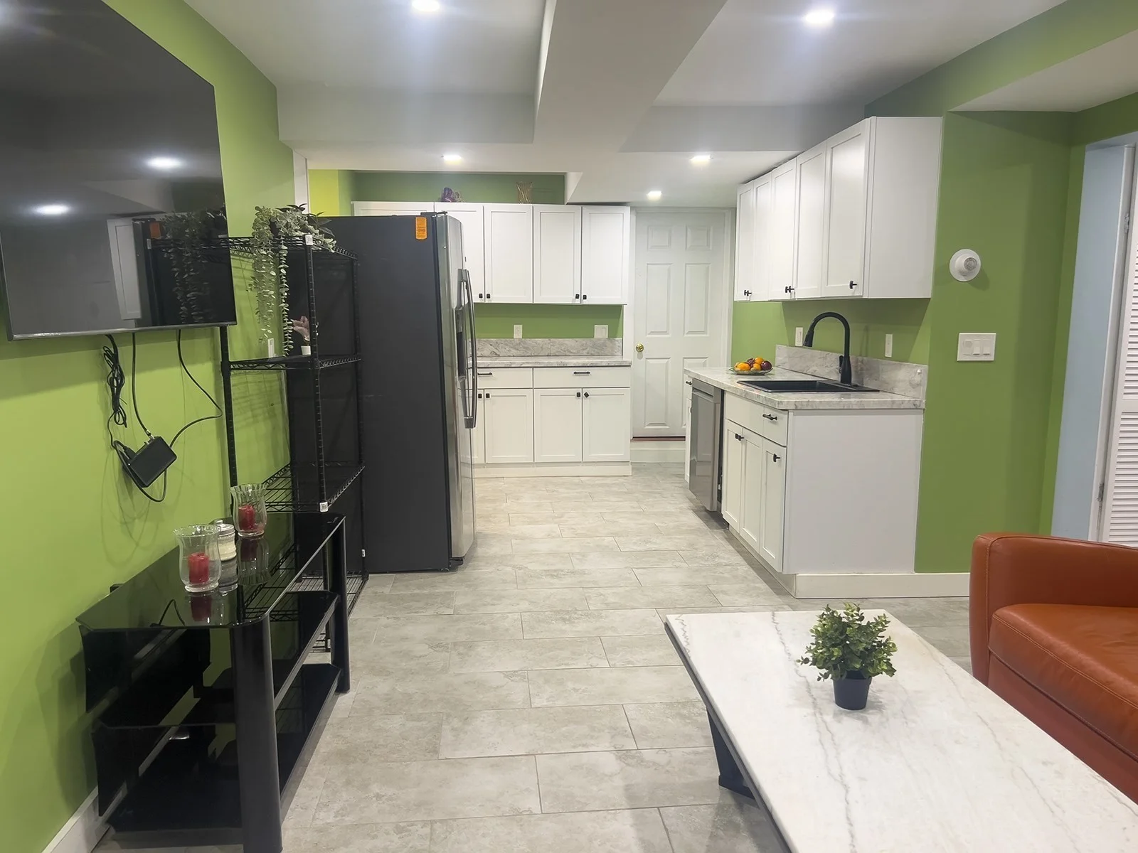 1 bed, 1 bath apartment for rent at 92 Brown Ave Unit Garden, Roslindale — photo 4 of 10