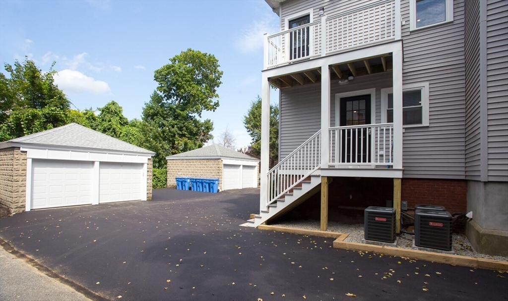 4 bed, 4+ bath apartment for rent at 92 Brown St Unit 2, Waltham — photo 20 of 20