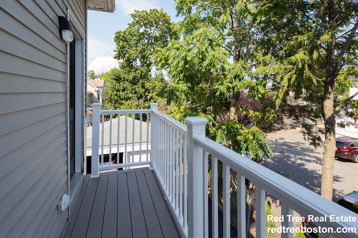 3 bed, 2 bath apartment for rent at 92 Brown St Unit 5, South Side — photo 17 of 19