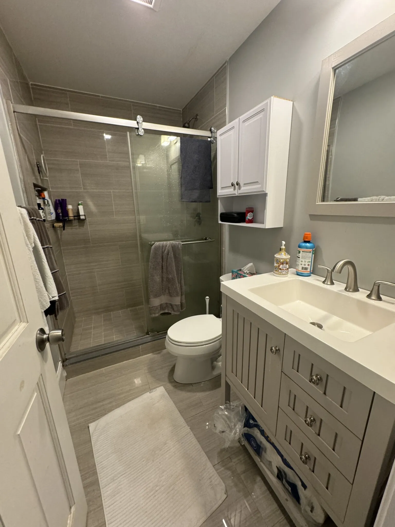 4 bed, 2 bath apartment for rent at 92 Calumet St Unit 1A, Mission Hill — photo 8 of 12