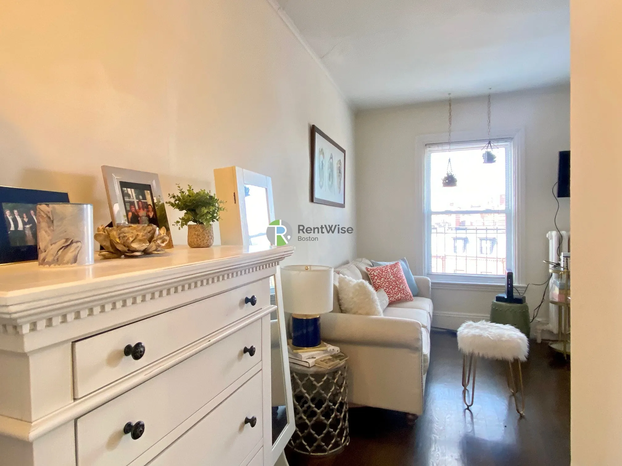 Studio bed, 1 bath apartment for rent at 92 Charles St Unit 53, Beacon Hill — photo 12 of 20