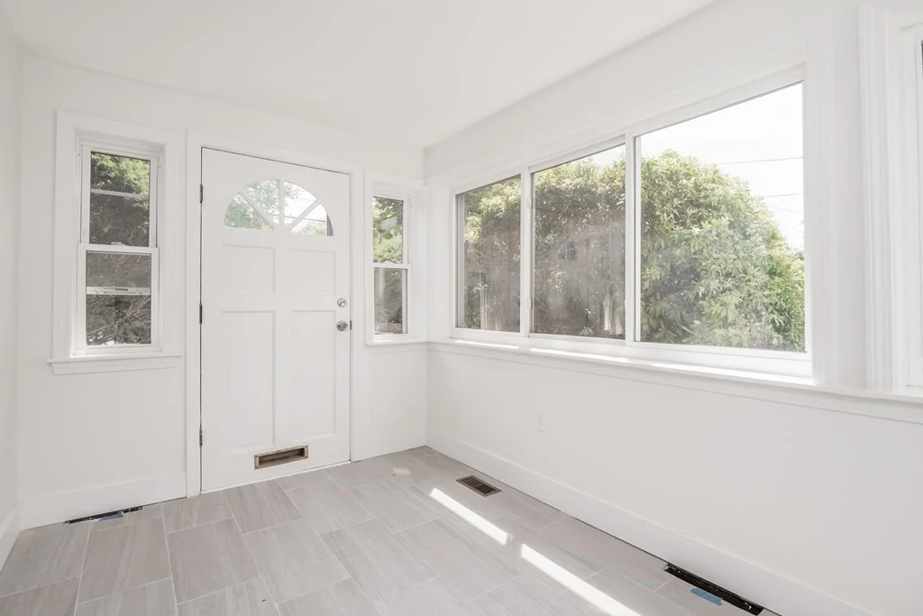 2 bed, 1 bath apartment for rent at 92 Clinton Pl Unit 1, Newton — photo 19 of 26