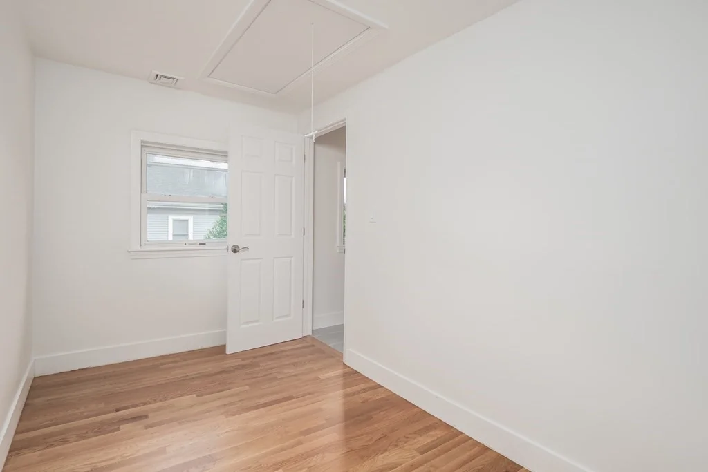 2 bed, 1 bath apartment for rent at 92 Clinton Pl Unit 1, Newton — photo 23 of 26