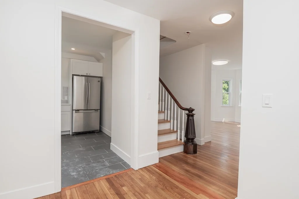 2 bed, 1 bath apartment for rent at 92 Clinton Pl Unit 1, Newton — photo 15 of 26