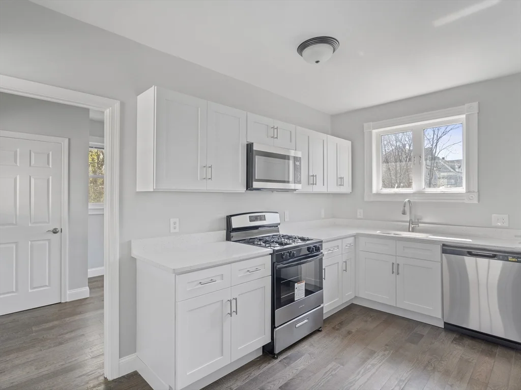 2 bed, 1 bath apartment for rent at 92 Coleman St Unit 1, Boston — photo 2 of 22