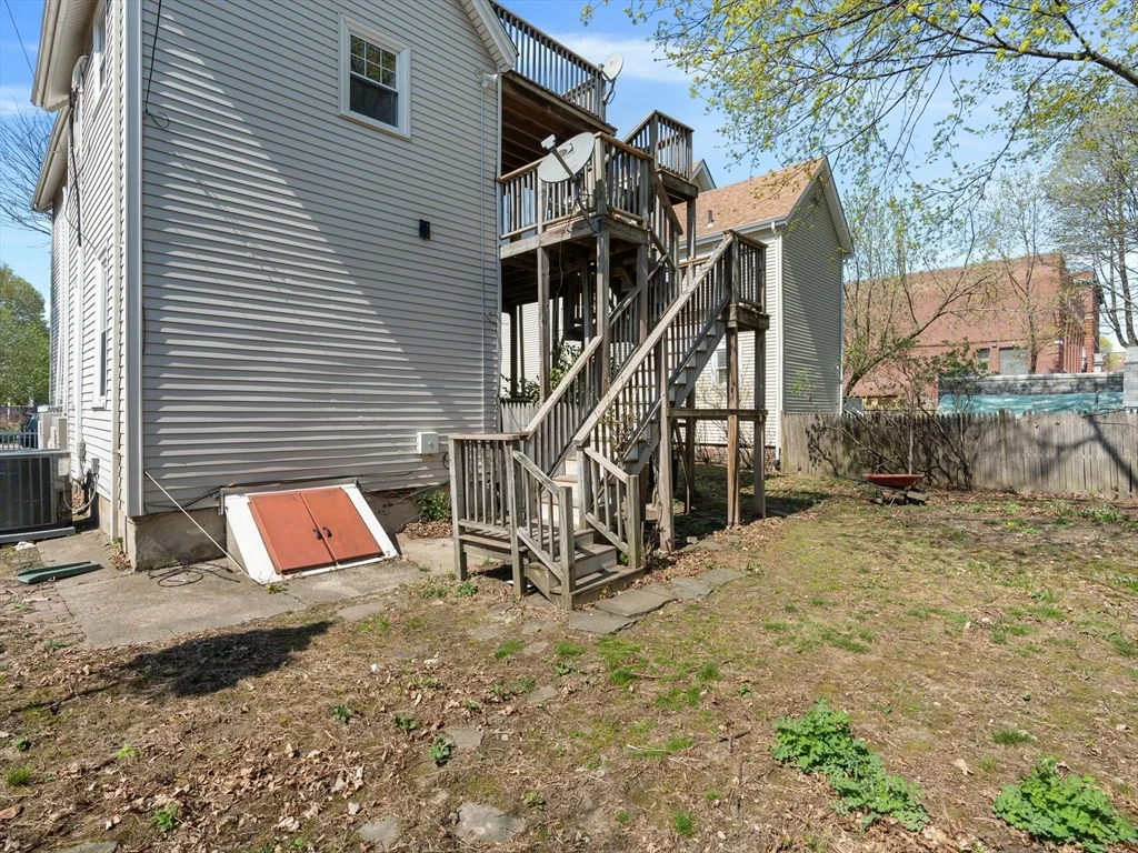 2 bed, 1 bath apartment for rent at 92 Coleman St Unit 1, Boston — photo 22 of 22