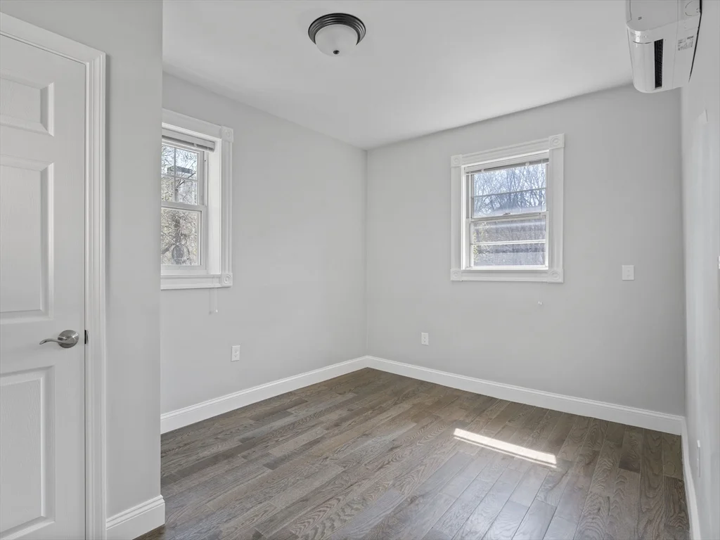 3 bed, 1 bath apartment for rent at 92 Coleman St Unit 2, Dorchester — photo 7 of 19