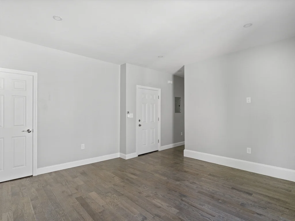 3 bed, 1 bath apartment for rent at 92 Coleman St Unit 2, Dorchester — photo 6 of 19