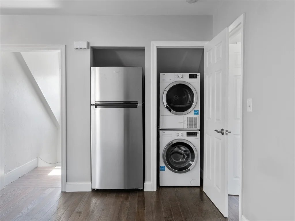 1 bed, 1 bath apartment for rent at 92 Coleman Unit 3, Dorchester — photo 7 of 14