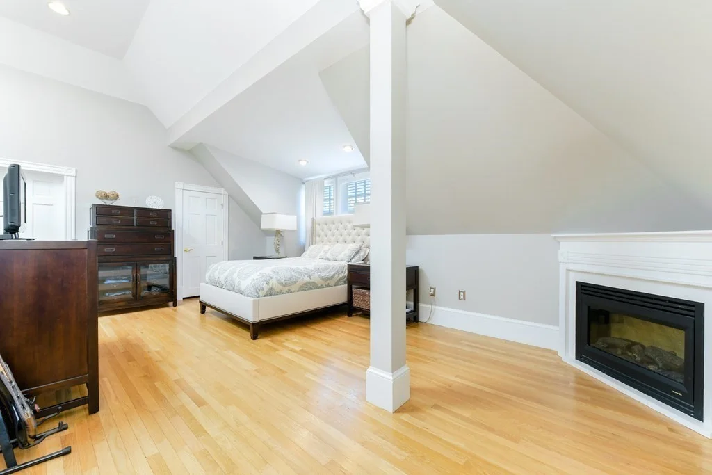 3 bed, 2.5 bath apartment for rent at 92 Constitution Rd Unit 92, Charlestown — photo 2 of 28